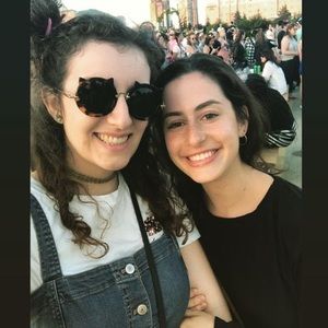 Meet your Posher, Elyse